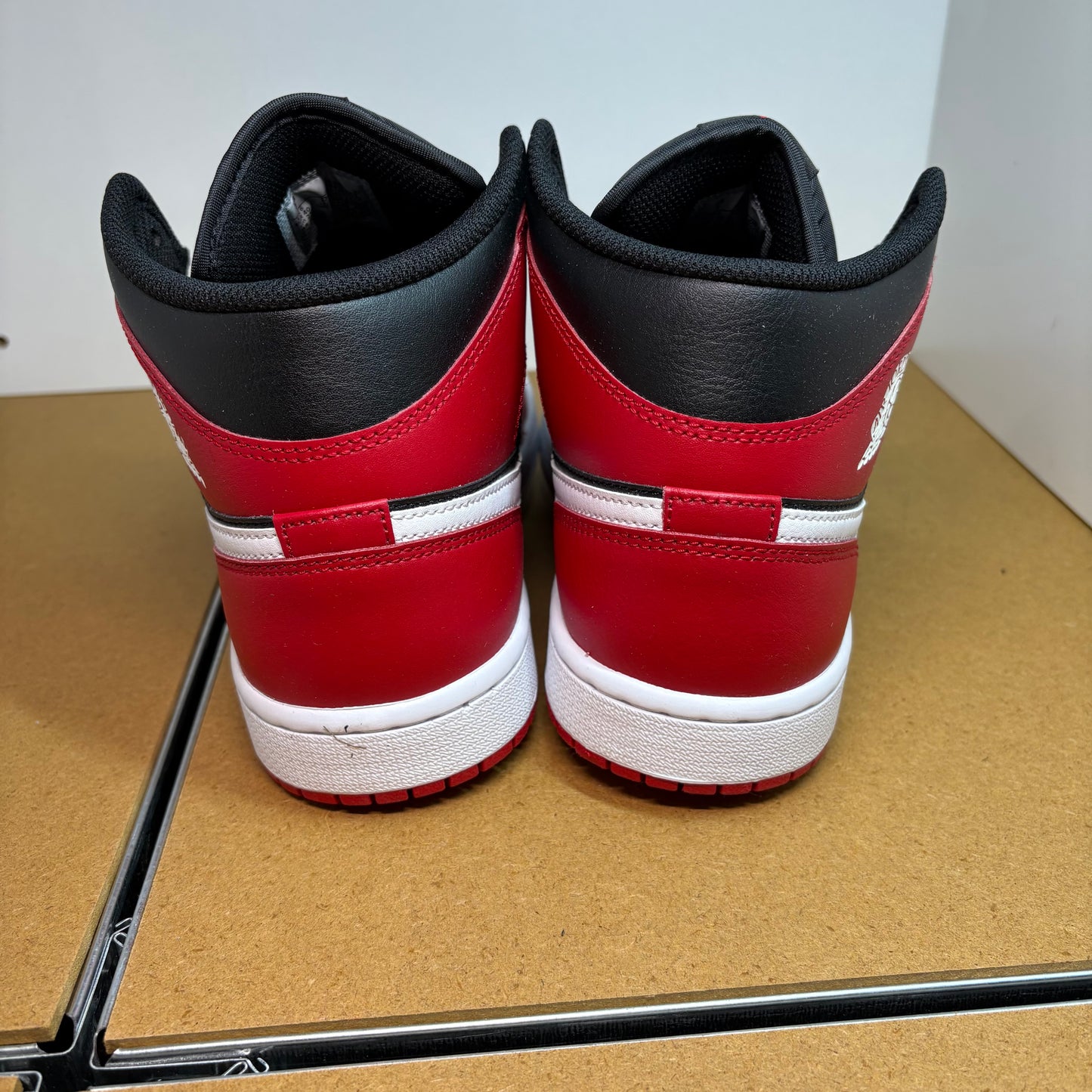 Jordan 1 Mid Air Gym Sneaker DQ8426-061 - mit Box OHNE Deckel