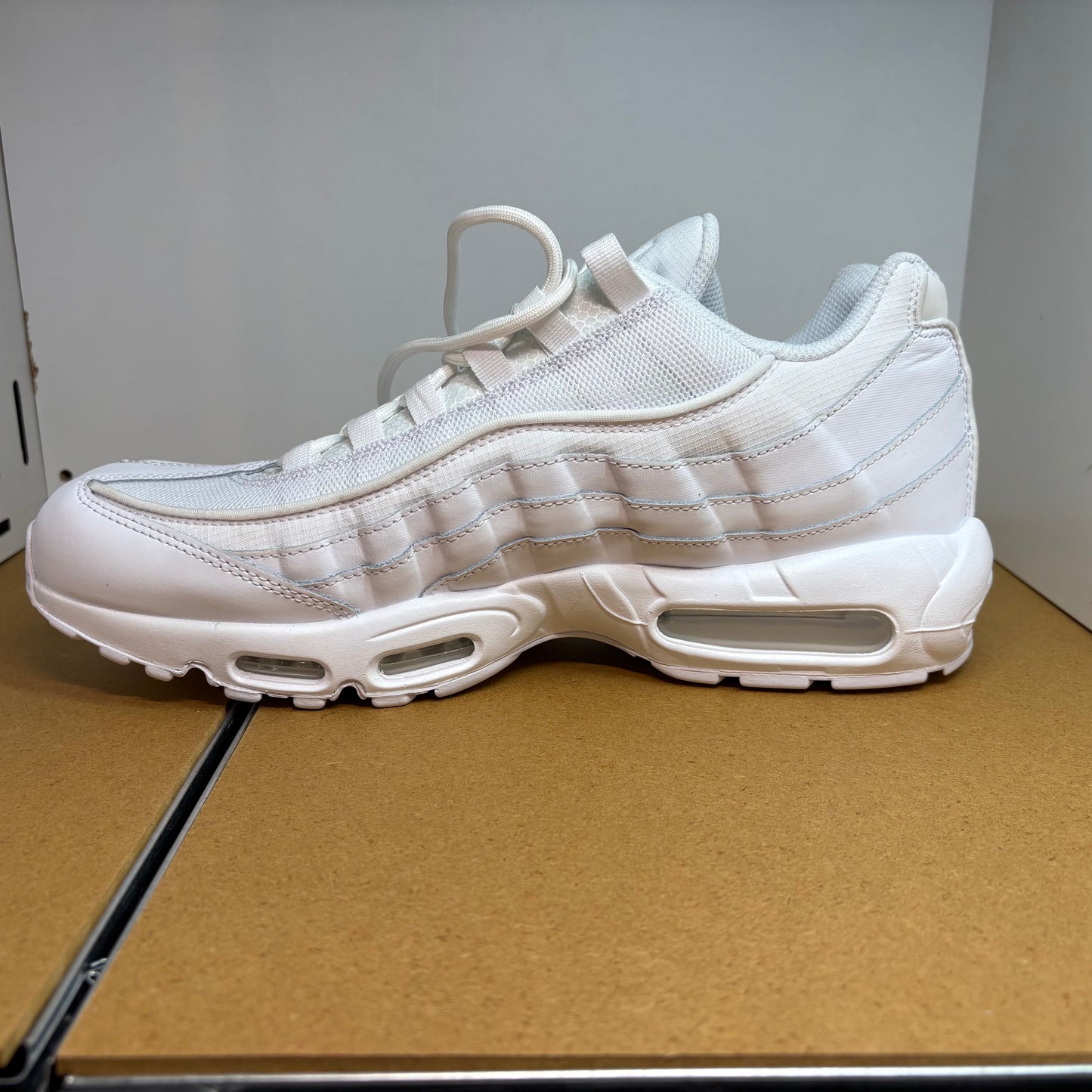 NIKE Air Max 95 Essential Herren Sneaker CT1268-100 - mit Box OHNE Deckel