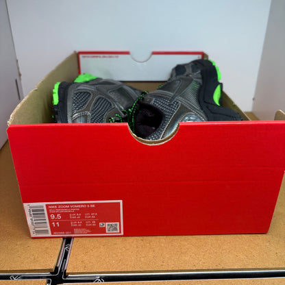 NIKE Zoom Vomero 5 SE Herren Sneaker IB2988-001 - mit Box OHNE Deckel