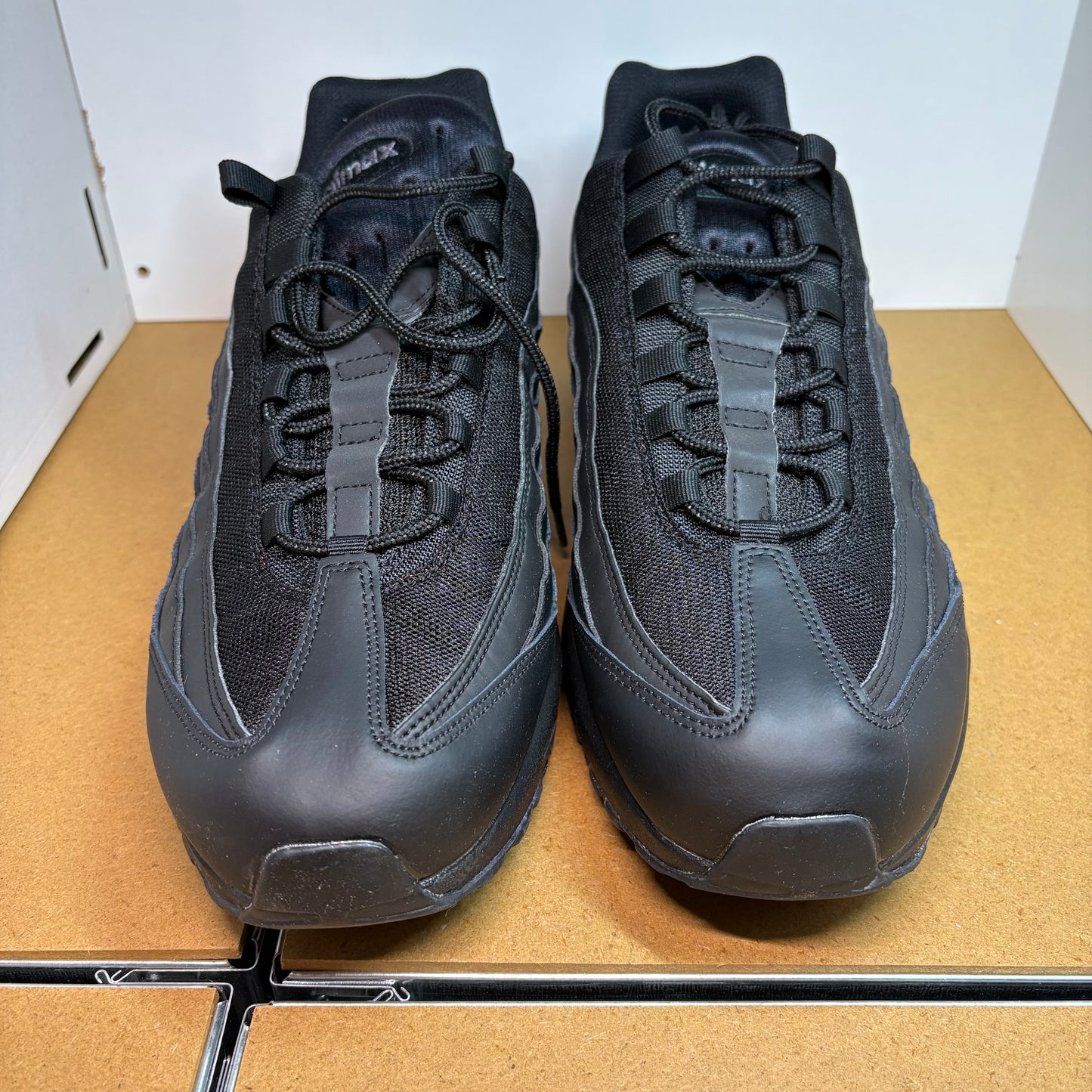 NIKE Air Max 95 Essential Herren Sneaker CI3705-001 - mit Box OHNE Deckel