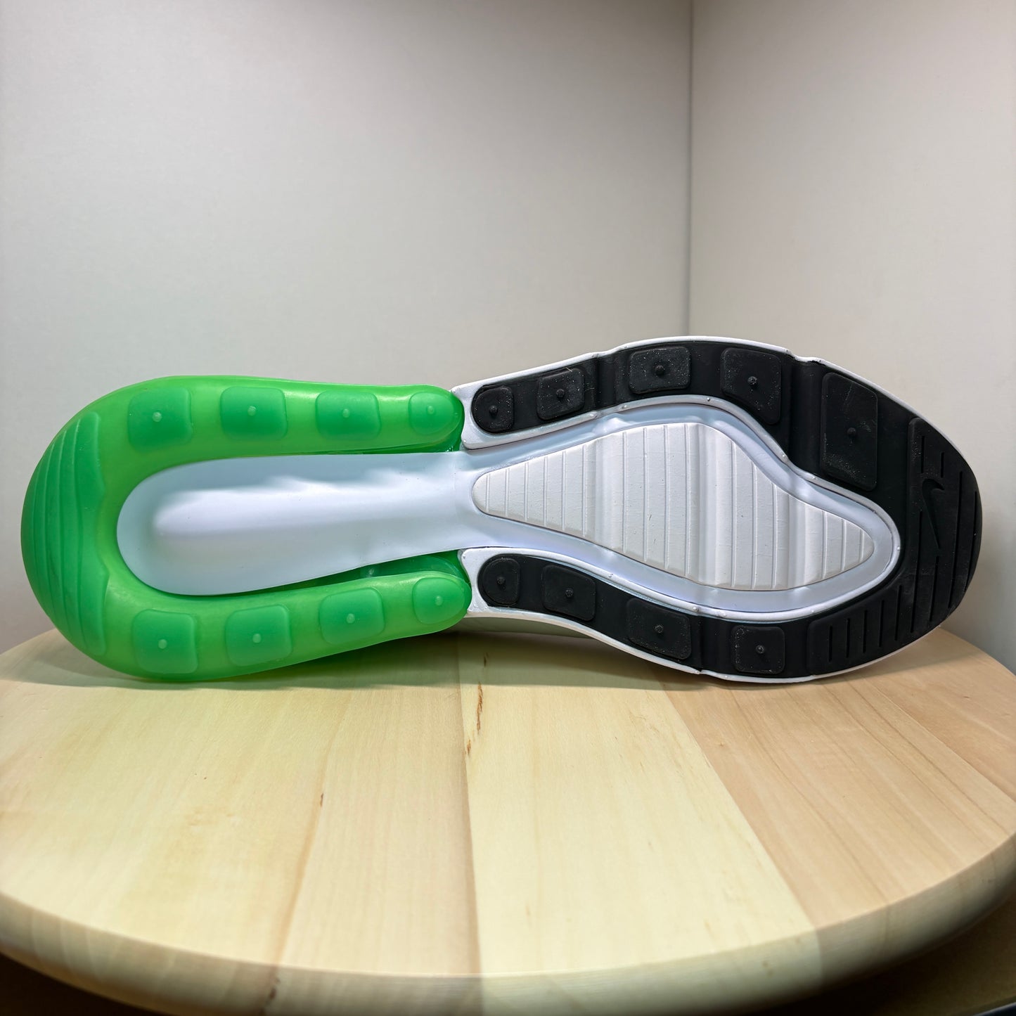 NIKE Air Max 270 Sneaker AH8050-027 - mit Box OHNE Deckel