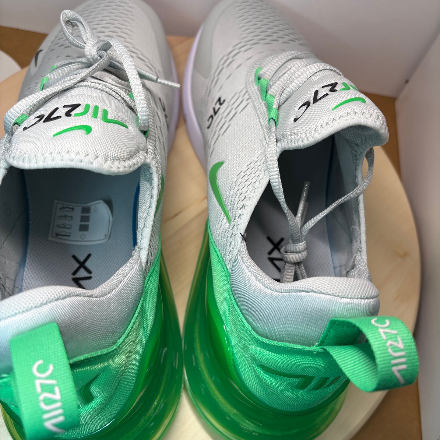 NIKE Air Max 270 Sneaker AH8050-027 - mit Box OHNE Deckel
