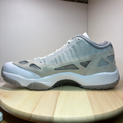 Jordan 11 Retro Low IE Light Orewood Sneaker 919712-102 - mit Box OHNE Deckel