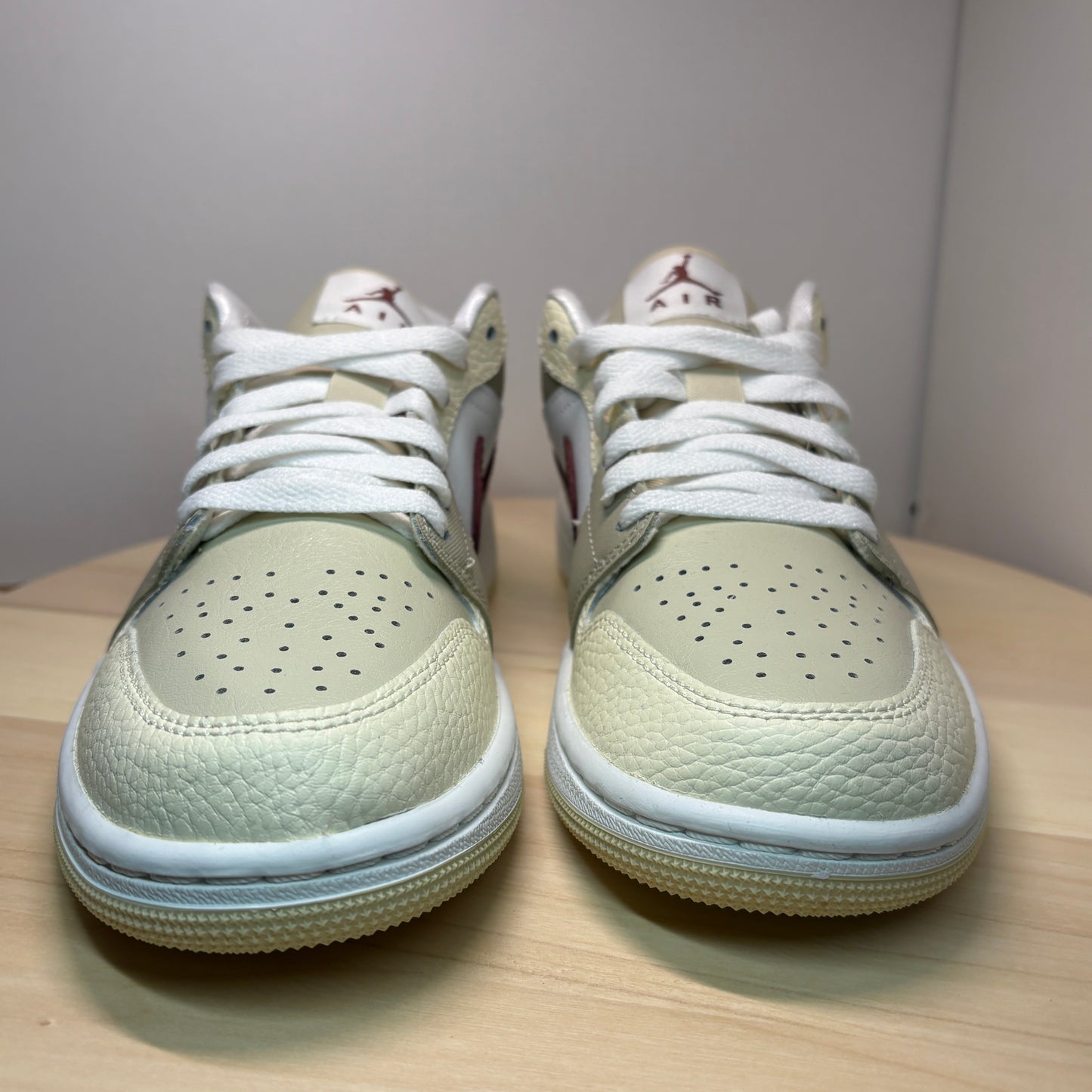 Jordan 1 Low Air WMNS Sneaker HV6530-100 - mit Originalbox