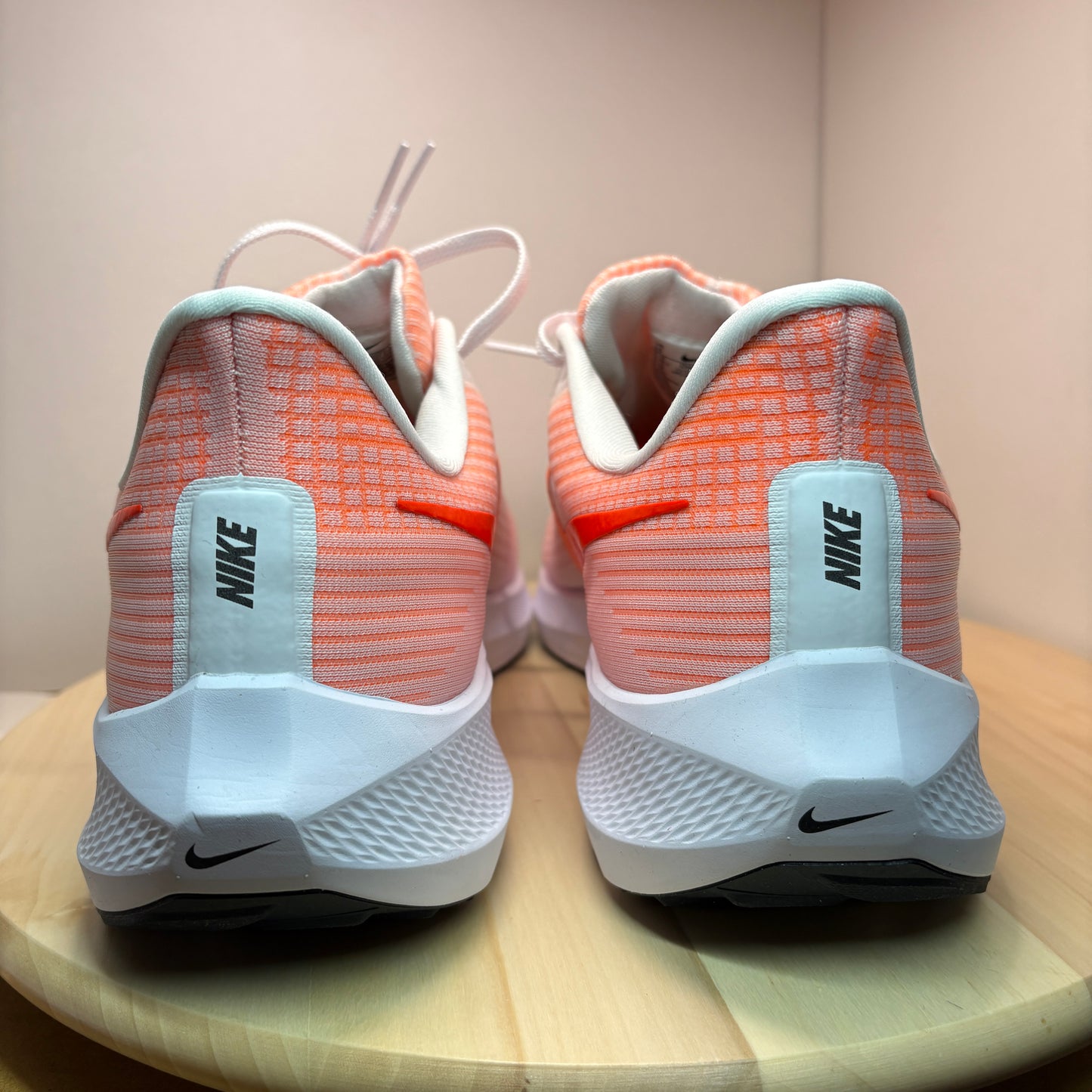 NIKE Air Zoom Pegasus 39 Laufschuh DH4071-102 - mit Box OHNE Deckel