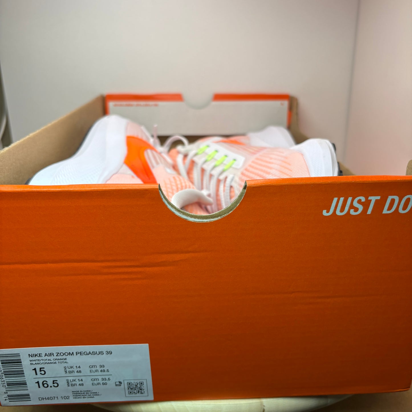 NIKE Air Zoom Pegasus 39 Laufschuh DH4071-102 - mit Box OHNE Deckel