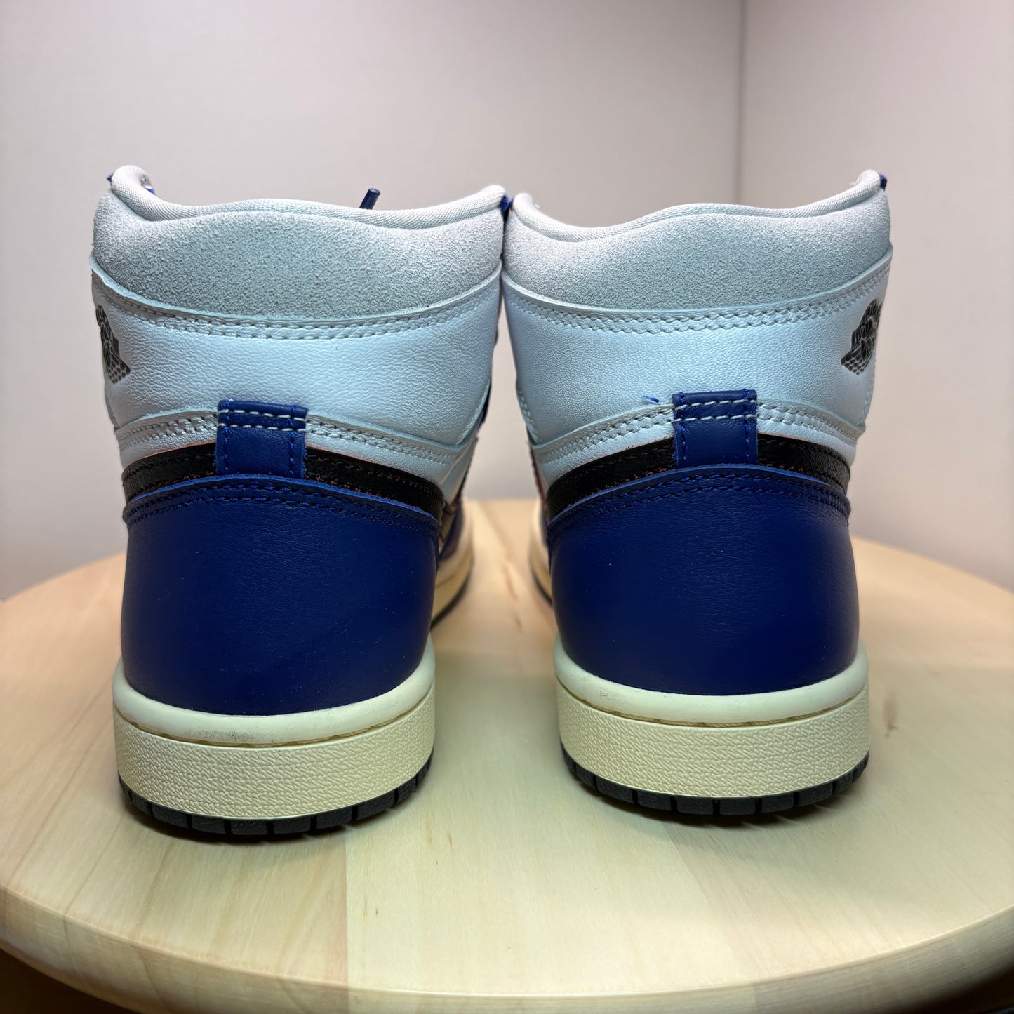 Jordan 1 Retro High OG Sneaker DZ5485-100 - mit Box OHNE Deckel