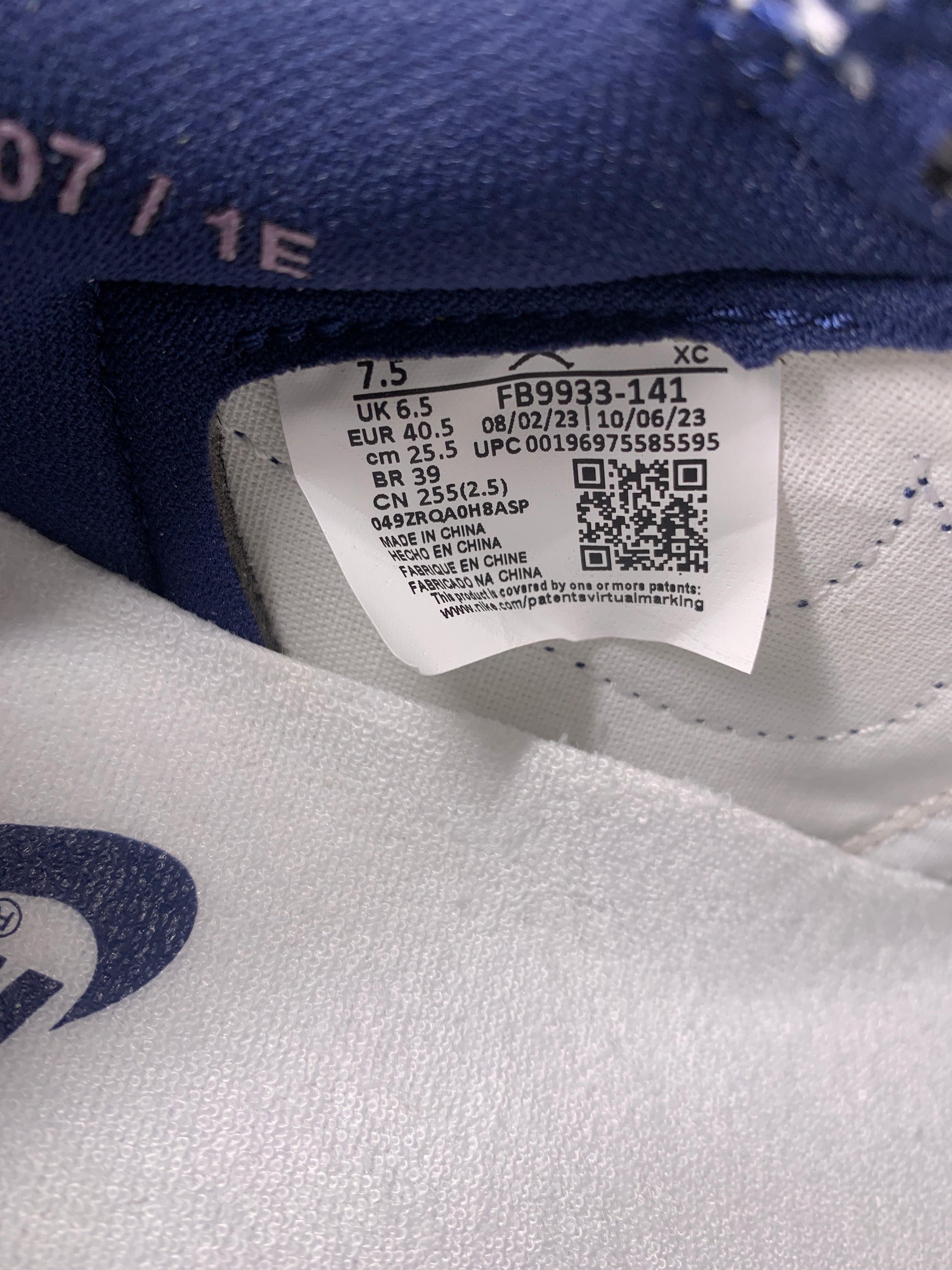 Jordan Herren Sneaker FB9933-141, Logo Label Detail