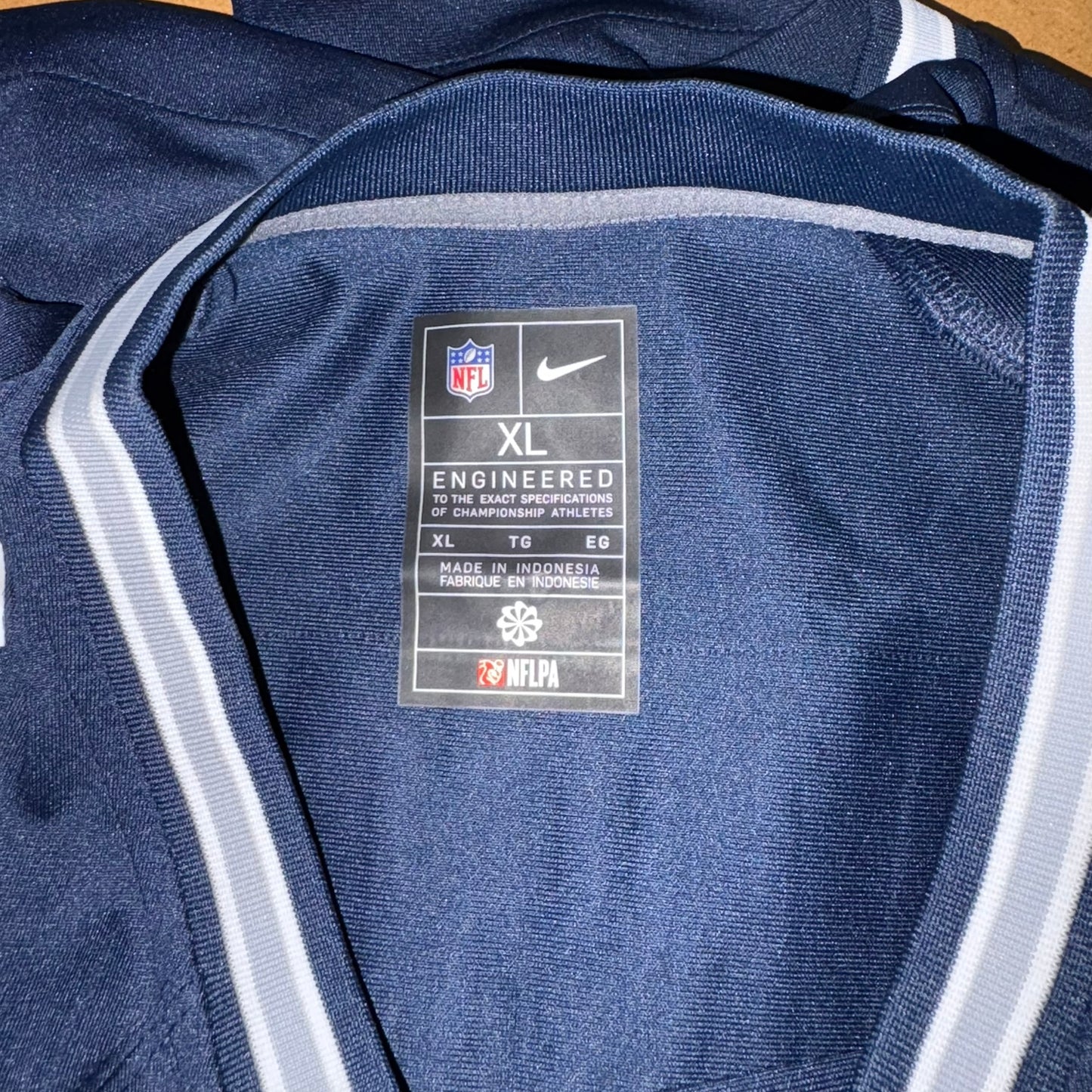 NIKE Herren Football Trikot II7374-419 XL Label