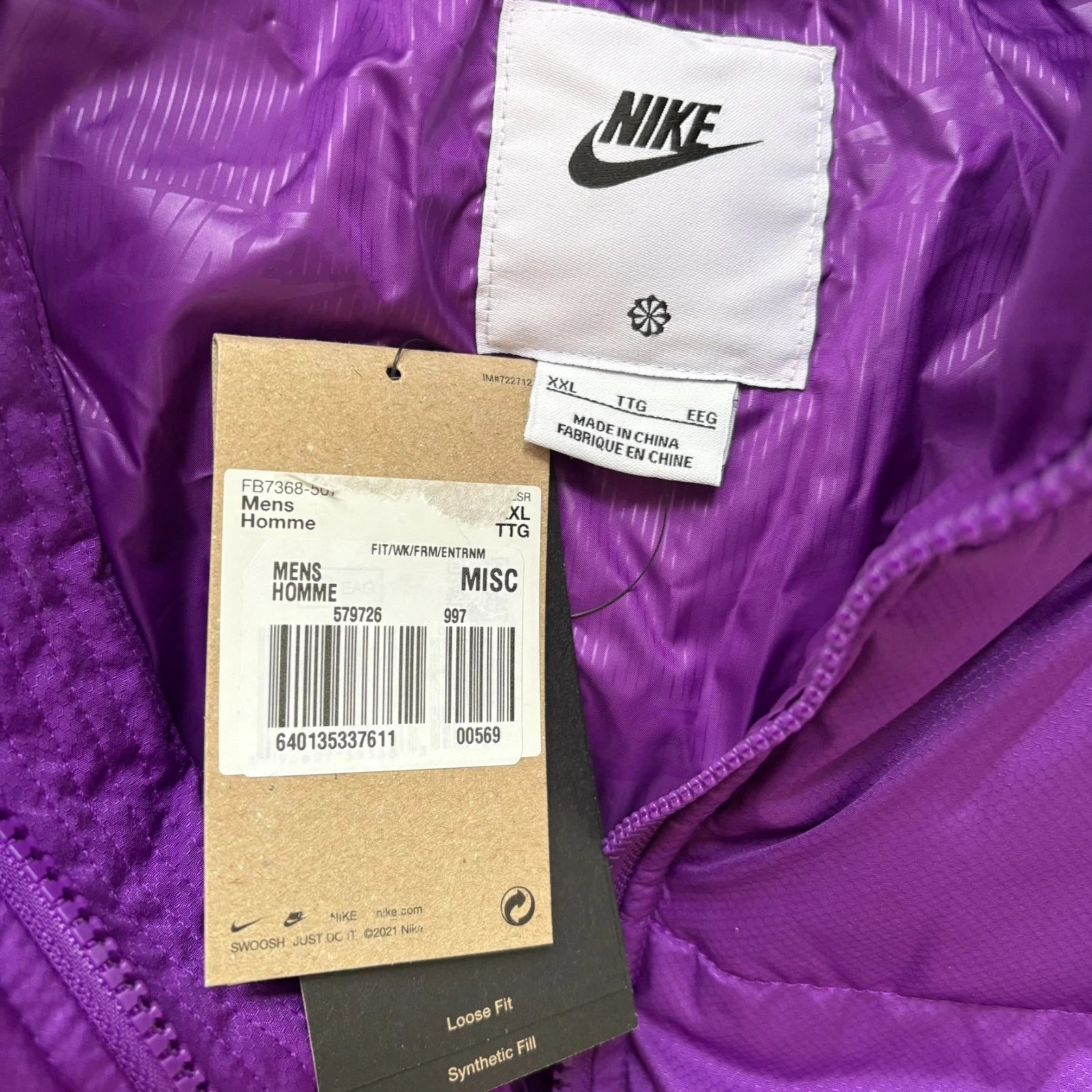 NIKE Herren Winterjacke FB7368-507 XXL Etikett