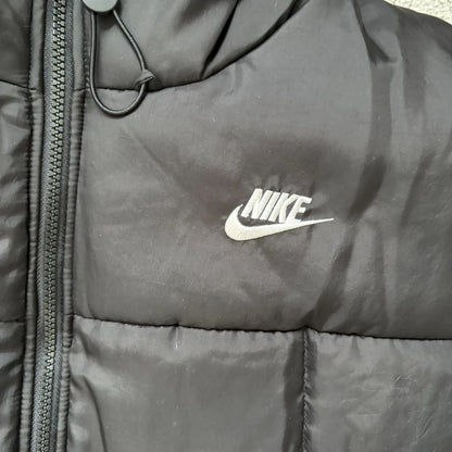 NIKE Damen Winterjacke FB7677-010 XL Detail