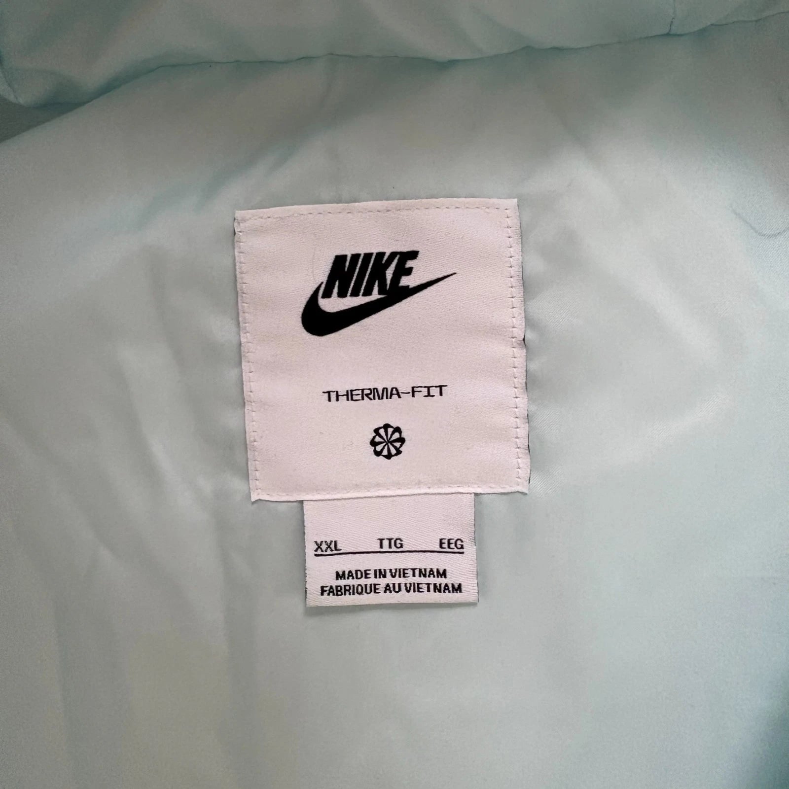 NIKE Damen Winterjacke FZ5899-474 XXL Label