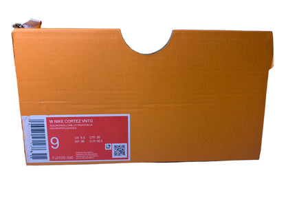 NIKE Damen Sneaker FJ2530-300, Schuhkarton Box