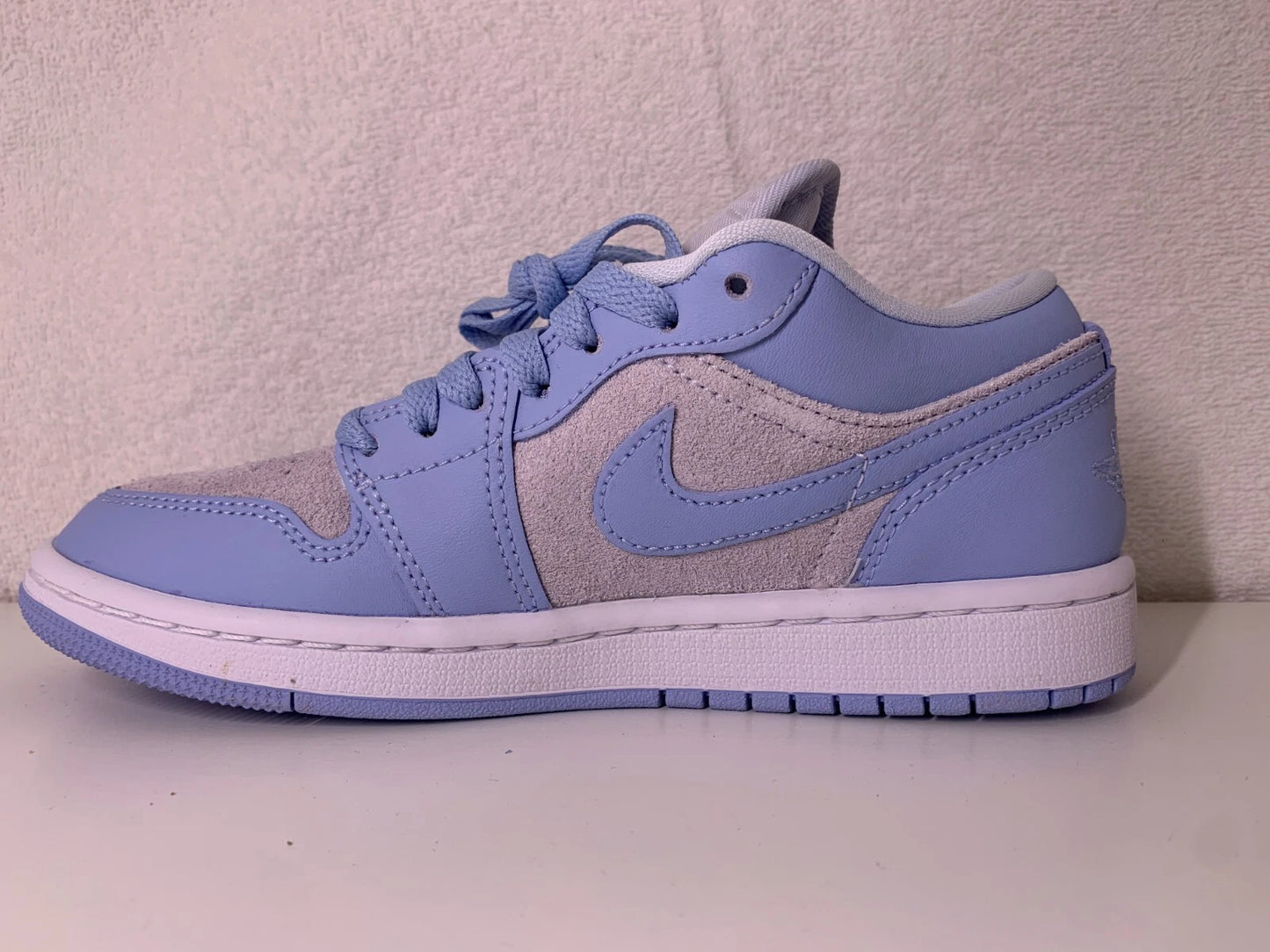 Jordan 1 Low Aluminum Air Grey  Damen Sneaker DC0774-050 - mit Box OHNE Deckel