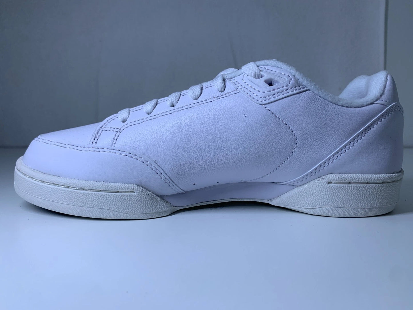 NIKE GRANDSTAND II Sneaker AA2190-100 - mit Box OHNE Deckel