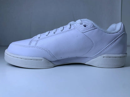 NIKE GRANDSTAND II Sneaker AA2190-100 - mit Box OHNE Deckel