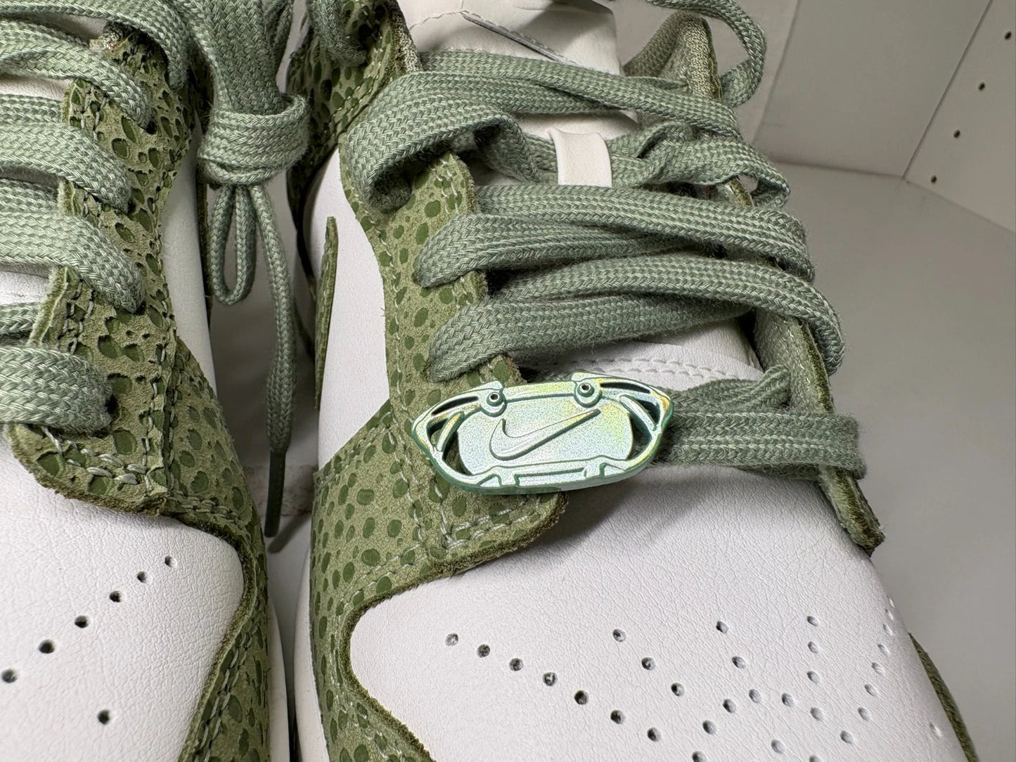 NIKE Dunk Low Safari Oil Grün Damen Sneaker FV6516-300 - mit Box OHNE Deckel