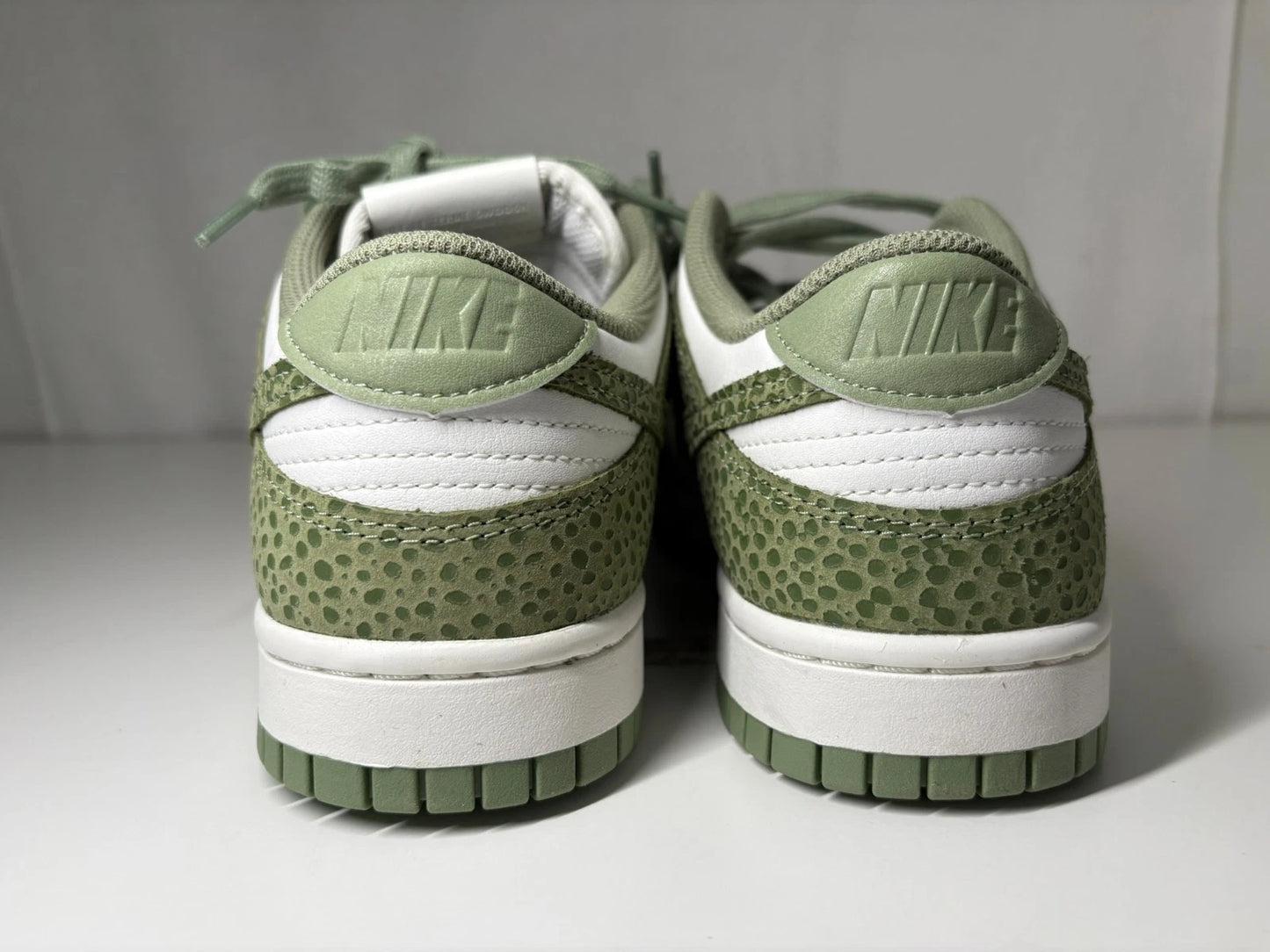 NIKE Dunk Low Safari Oil Grün Damen Sneaker FV6516-300 - mit Box OHNE Deckel