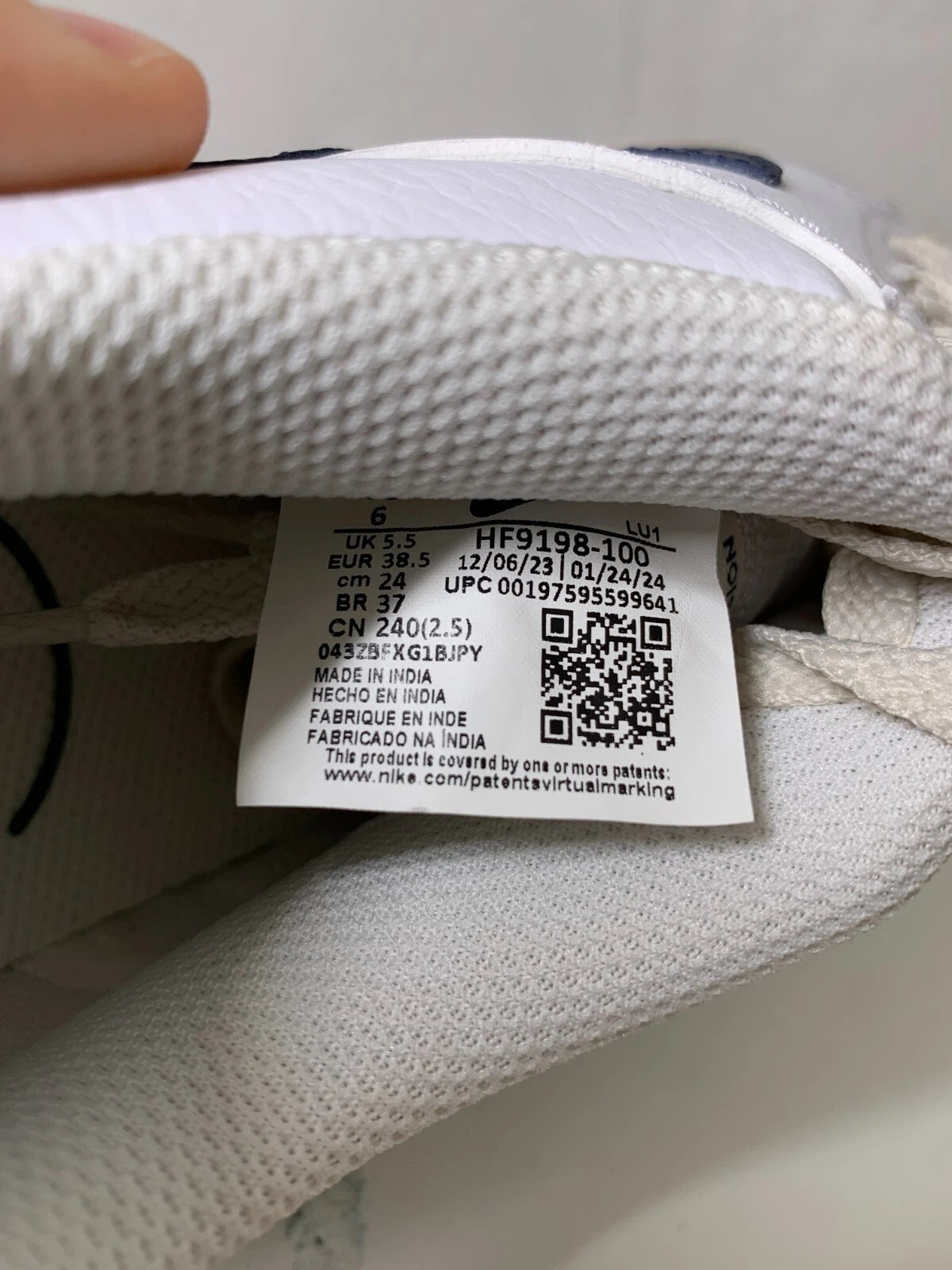 NIKE Court Vision Low White Obsidian Sneaker HF9198-100 - mit Box OHNE Deckel