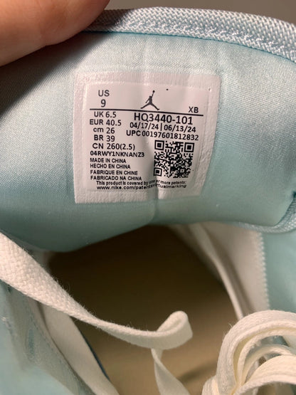 Jordan 1 Low SE Sanddrift Glacier Blue Damen Sneaker HQ3440-101 - mit Box OHNE Deckel